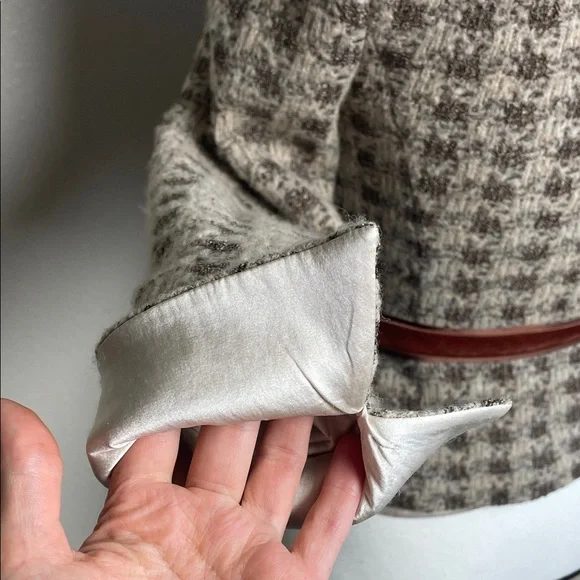 ST. JOHN fox fur Houndstooth knit wool Skirt suit set jacket silk lined - Picture 11 of 17